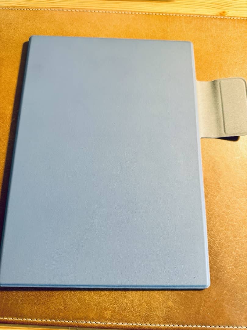 ReMarkable Paper Pro surfplatta med Marker Plus och lock. — bild 2