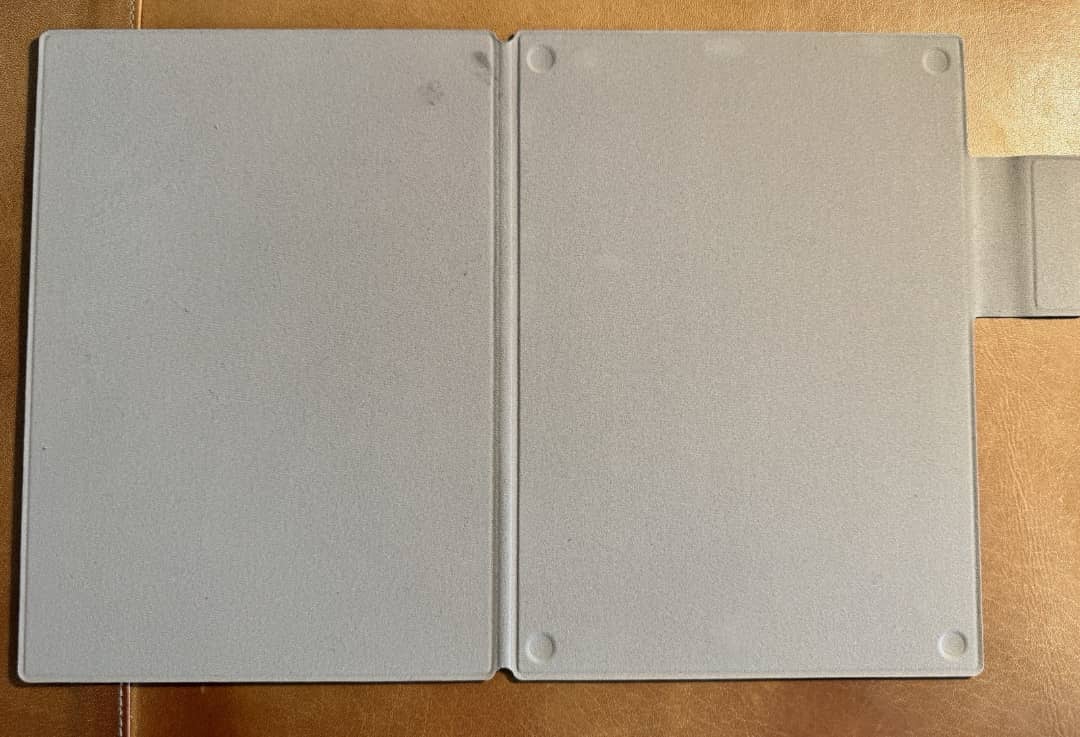 ReMarkable Paper Pro surfplatta med Marker Plus och lock. — bild 3